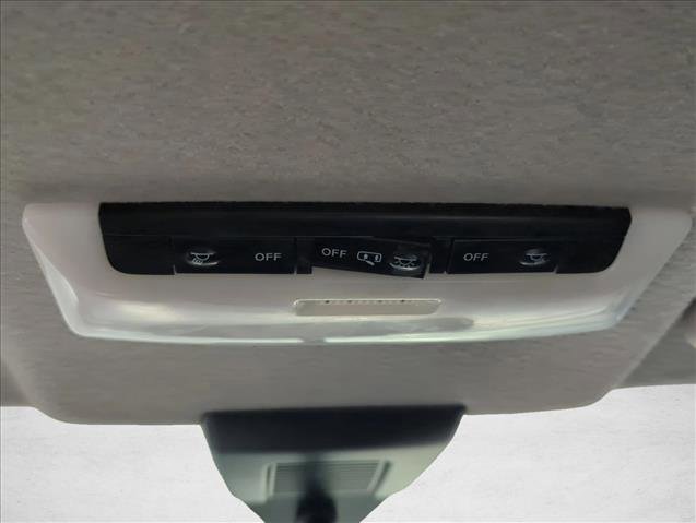 Used 2020 Nissan Kicks SV image 17