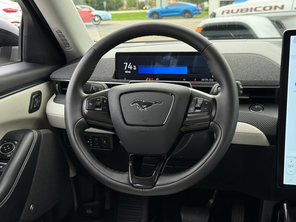 Used 2023 Ford Mustang Mach-E Premium AWD/4WD image 7