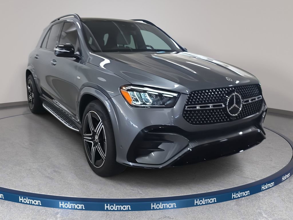 Used 2025 Mercedes-Benz GLE 450e 4MATIC image 4