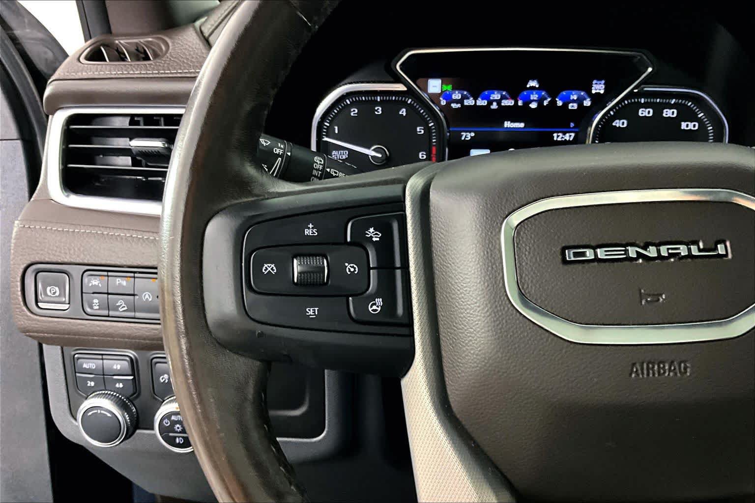 Used 2021 GMC Yukon Denali w/ Denali Premium Package AWD/4WD image 67