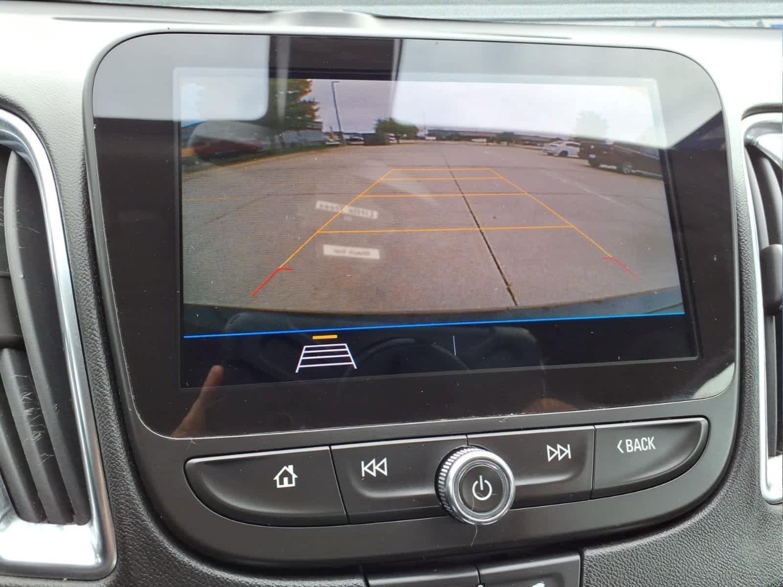 Used 2020 Chevrolet Malibu LT FWD image 20