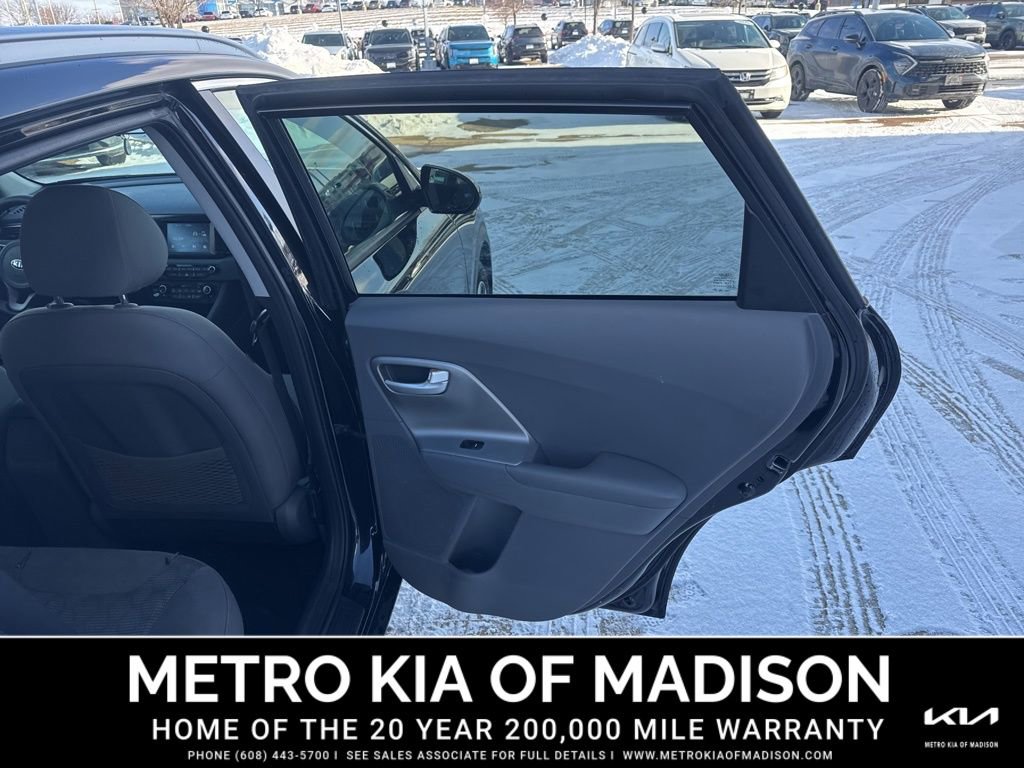 Used 2019 Kia Niro LX image 30