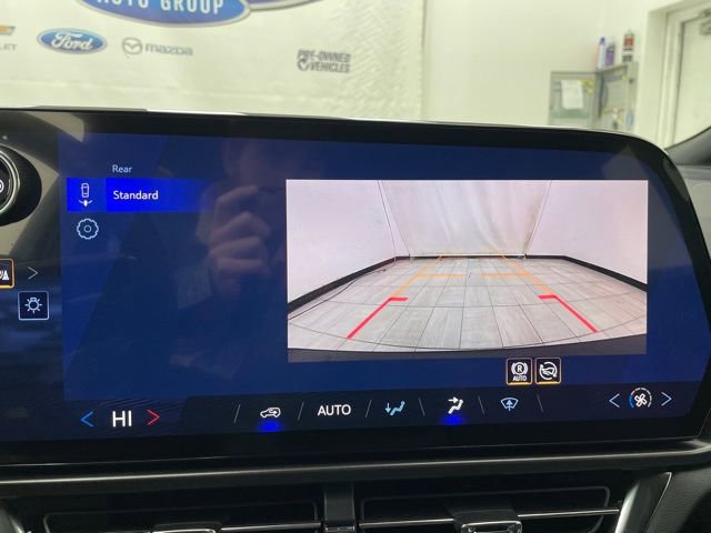 New 2026 Chevrolet Equinox EV LT image 5