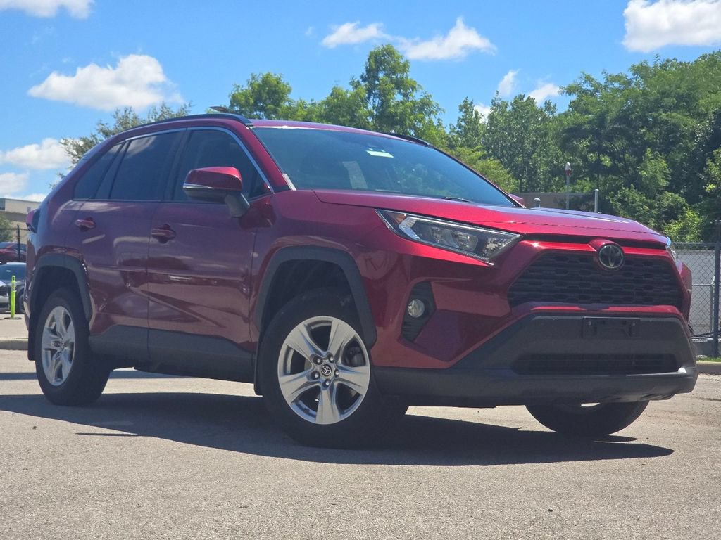 Used 2019 Toyota RAV4 XLE w/ Convenience Package AWD/4WD image 1