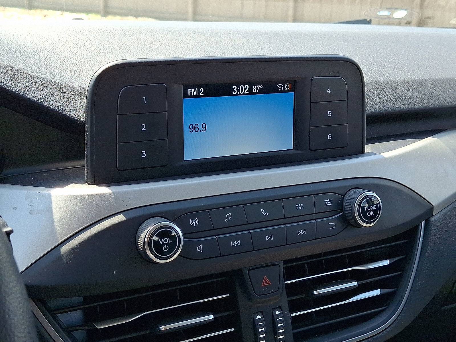 Used 2021 Ford Escape S AWD/4WD image 18