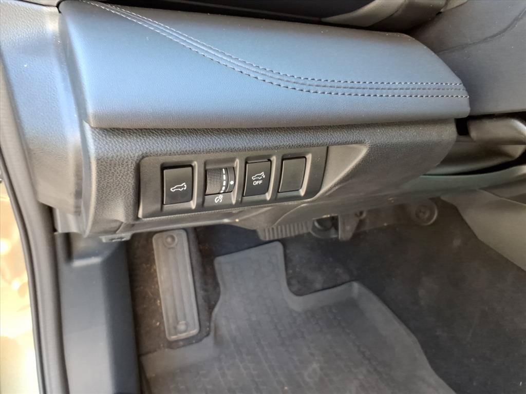 Used 2024 Subaru Outback Wilderness w/ Wilderness Package AWD/4WD image 27