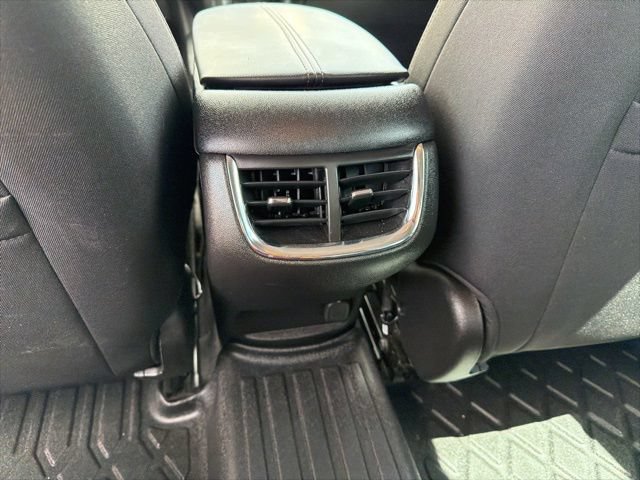 Used 2019 Chevrolet Malibu Hybrid FWD image 16
