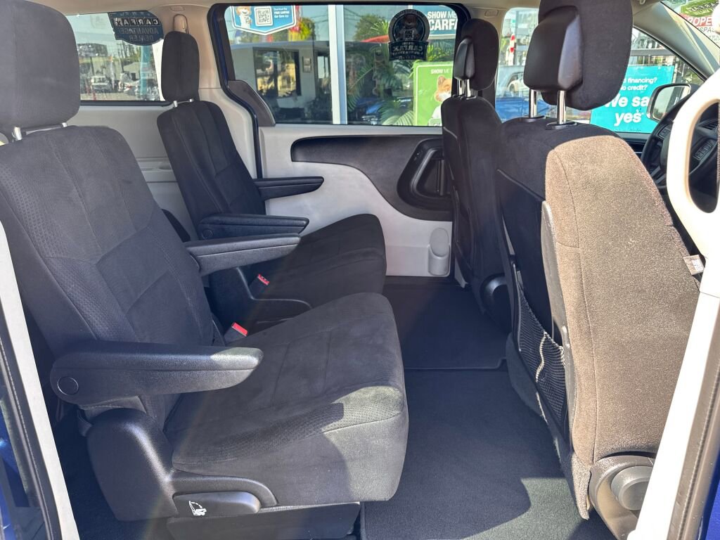Used 2011 Dodge Grand Caravan Express w/ PWR Window Group FWD image 23