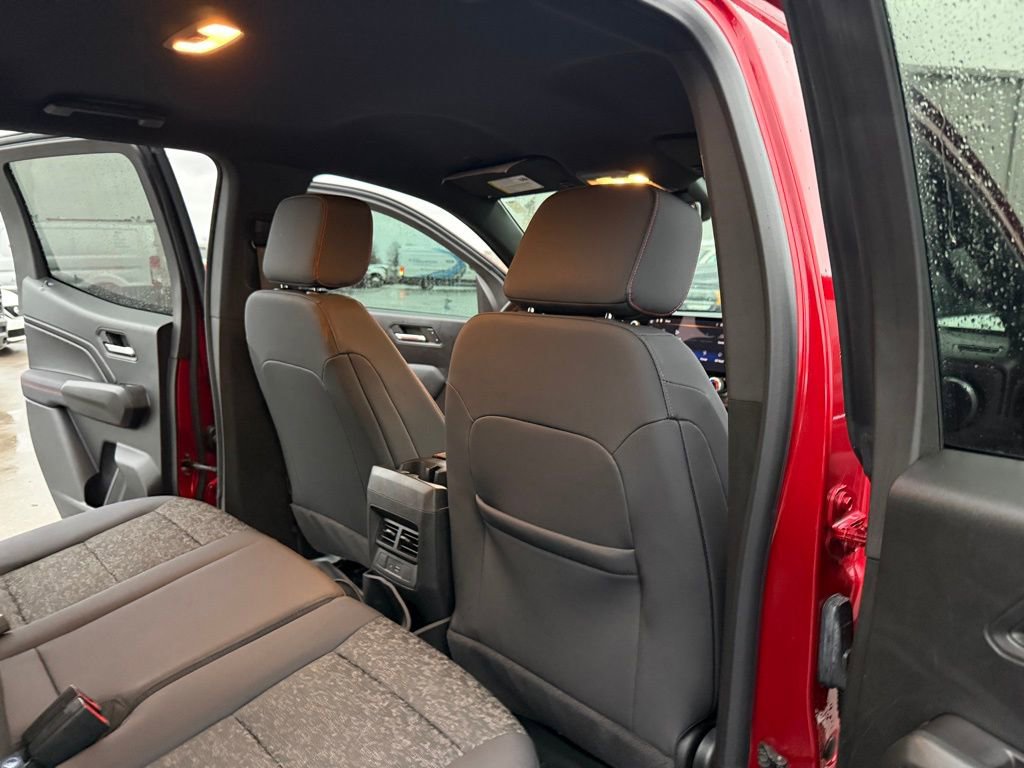 Used 2024 Chevrolet Colorado Z71 w/ Z71 Convenience Package 2 image 20