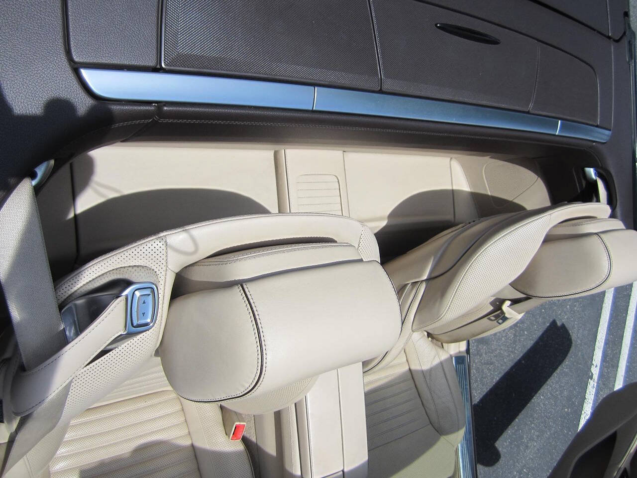 Used 2013 Mercedes-Benz SL 550 image 25