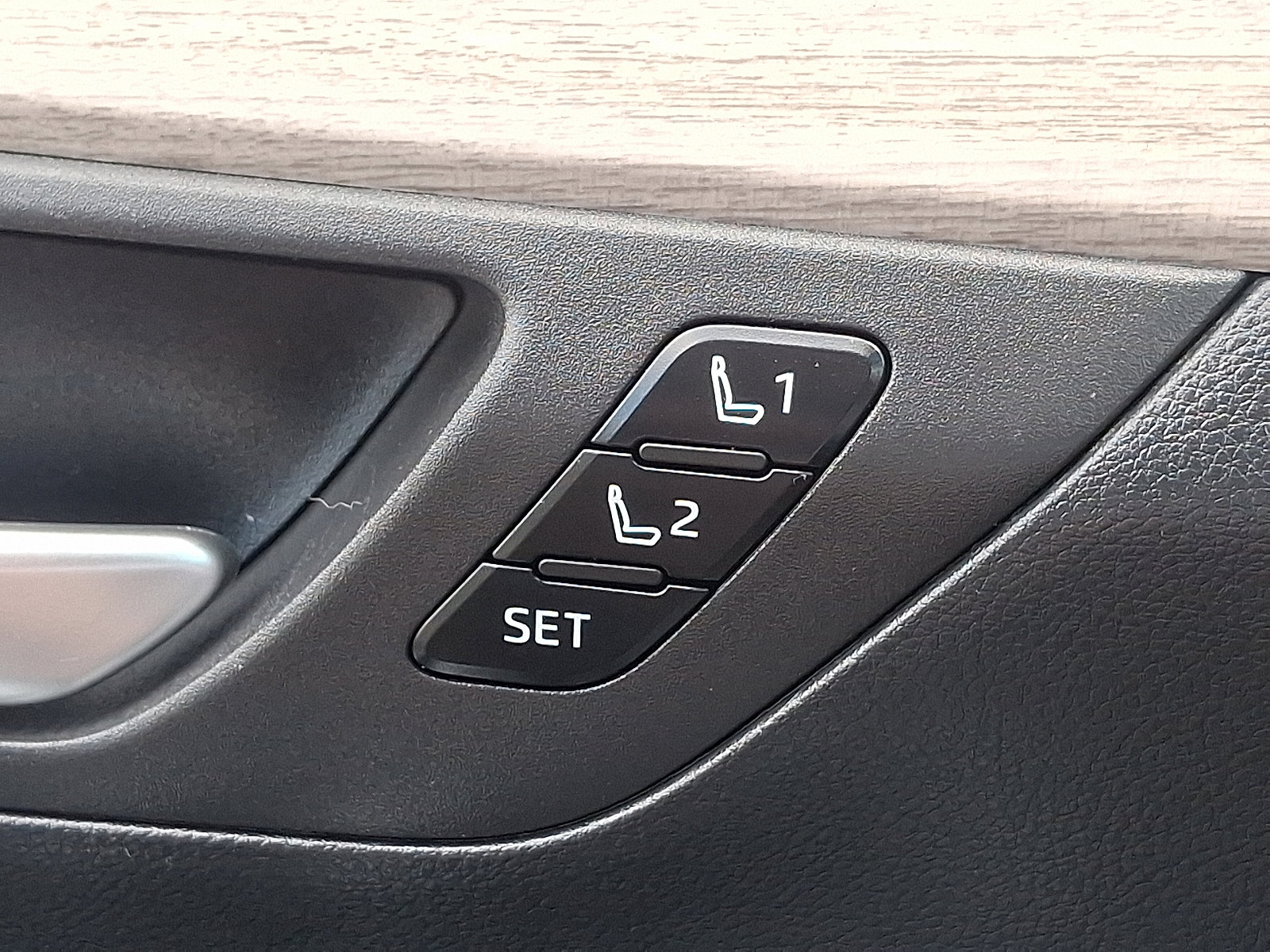 Used 2024 Toyota Grand Highlander AWD image 23