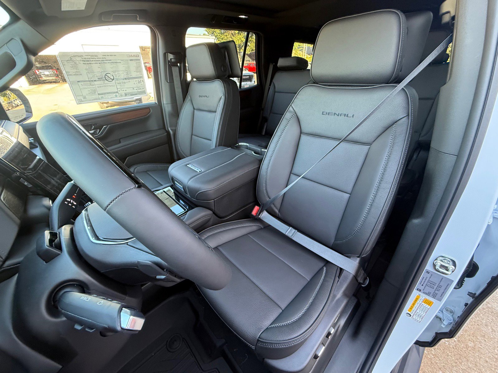 New 2026 GMC Yukon Denali w/ Advanced Technology Package image 12