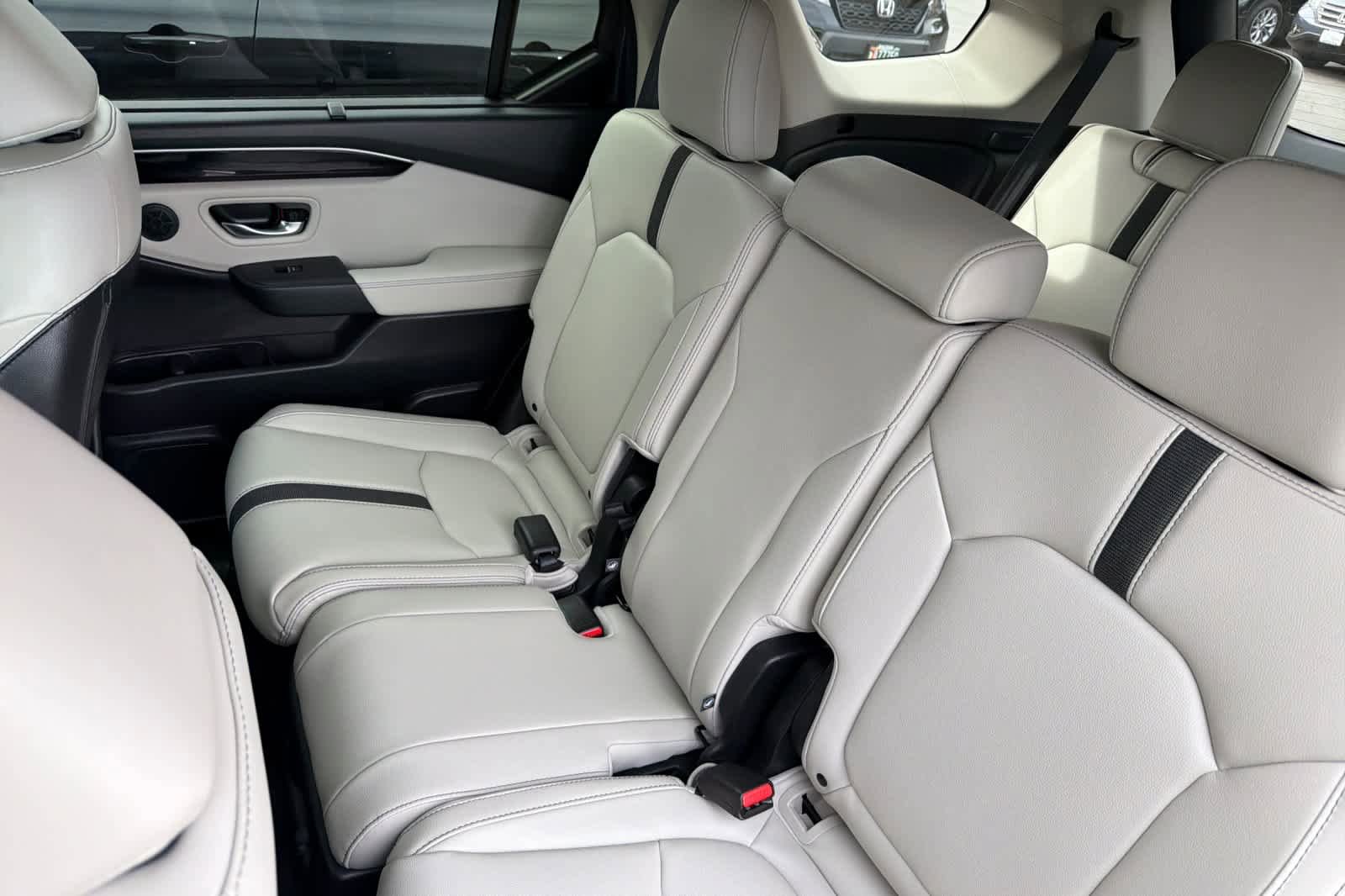 New 2026 Honda Pilot EX-L image 4