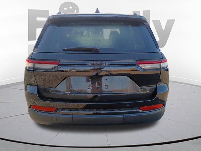New 2027 Jeep Grand Cherokee Laredo X AWD/4WD image 6