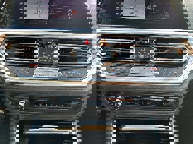 Used 2021 BMW 330i xDrive Sedan w/ Convenience Package image 31