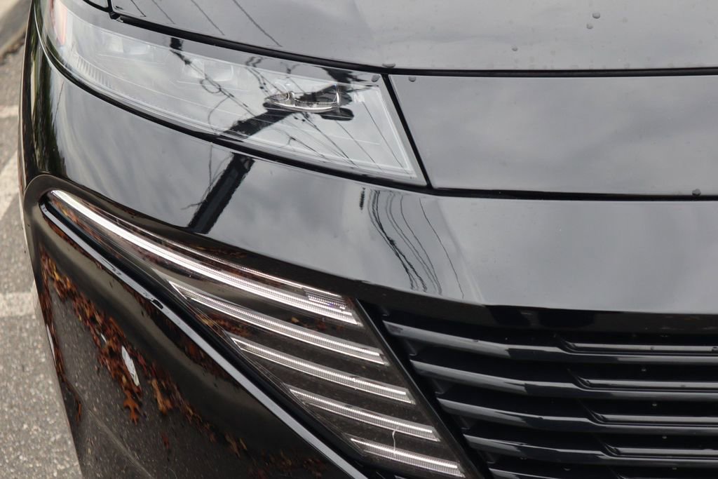 Used 2025 Nissan Murano SV image 11