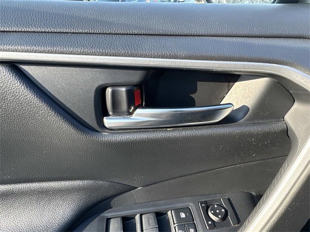 Used 2023 Toyota RAV4 SE image 23