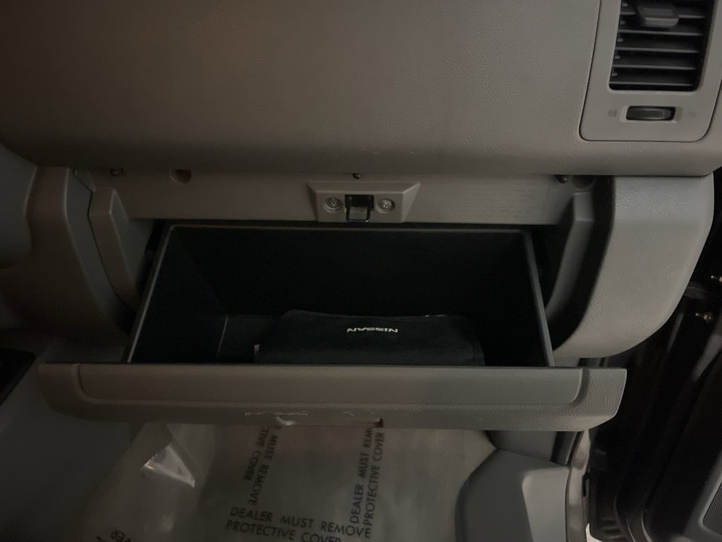 Used 2014 Nissan NV 3500 SL w/ Technology Package image 35