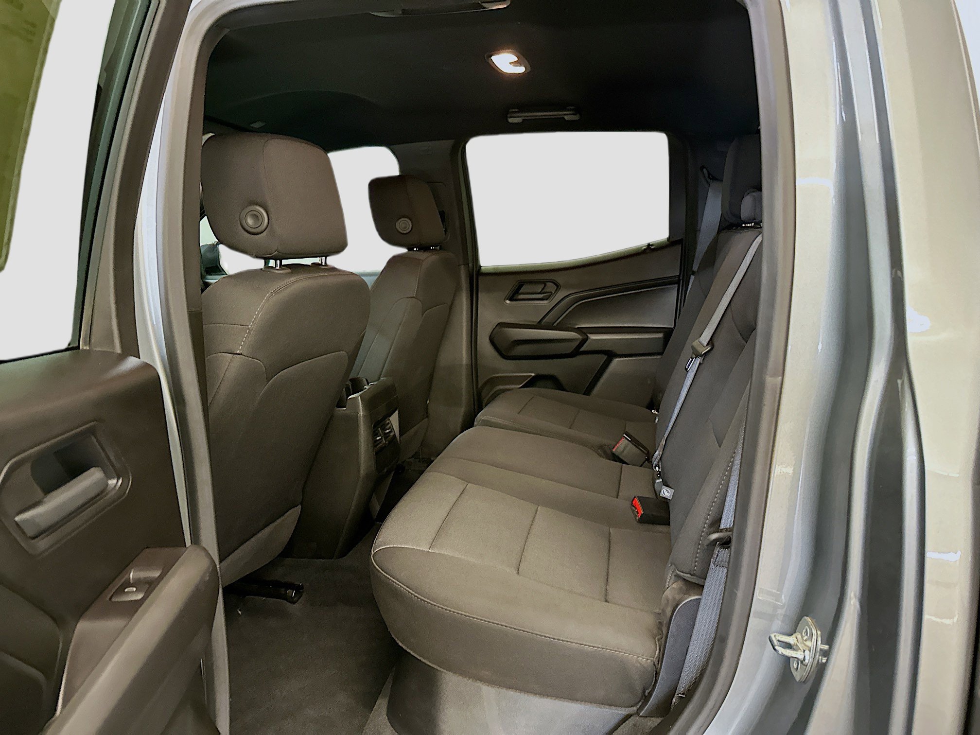 Used 2025 Chevrolet Colorado Trail Boss image 29