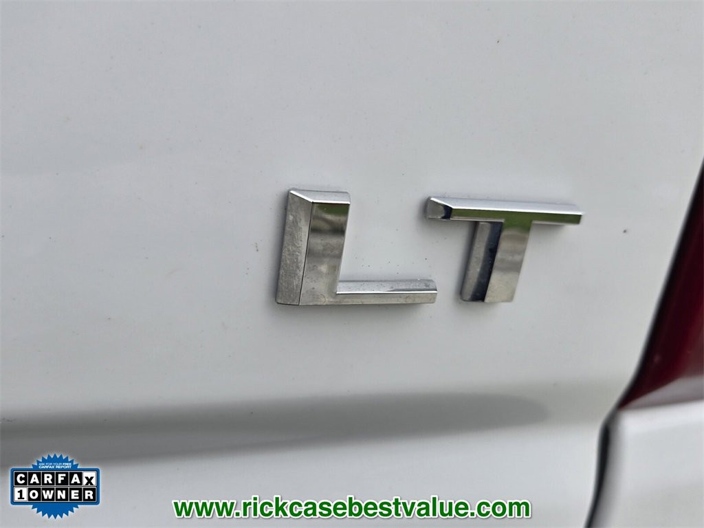 Used 2025 Chevrolet Silverado 2500 LT w/ Convenience Package image 17