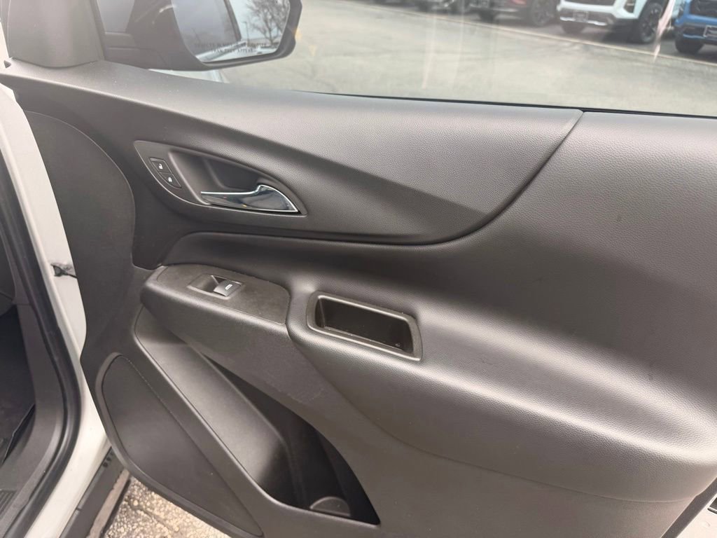 Used 2020 Chevrolet Equinox LT FWD image 21