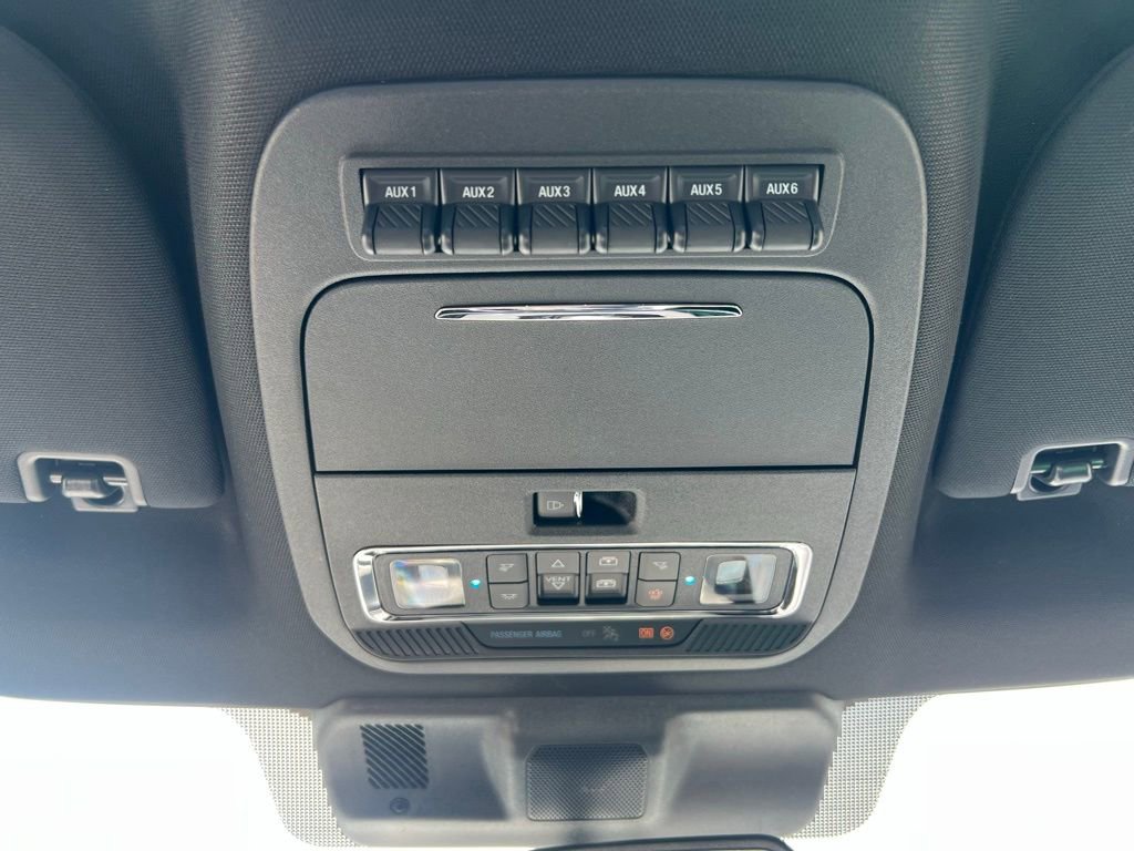 New 2025 Ford F250 Platinum image 28