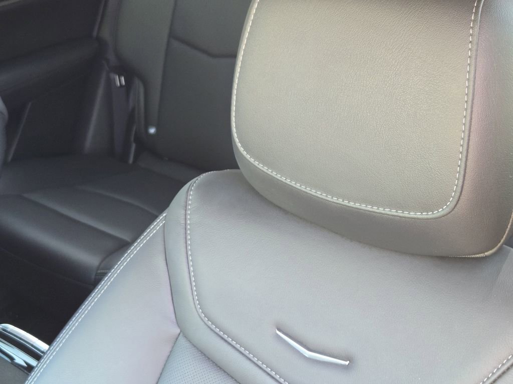 Used 2024 Cadillac XT5 Premium Luxury w/ Technology Package FWD image 16