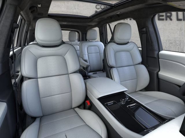 New 2026 Lincoln Aviator Black Label w/ Dynamic Handling Package AWD/4WD image 12