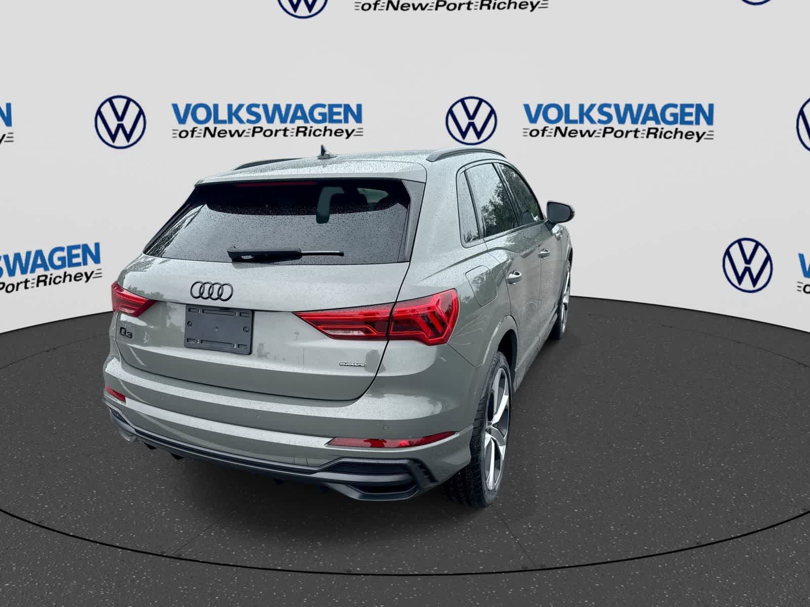 Used 2022 Audi Q3 2.0T Premium Plus AWD/4WD image 14