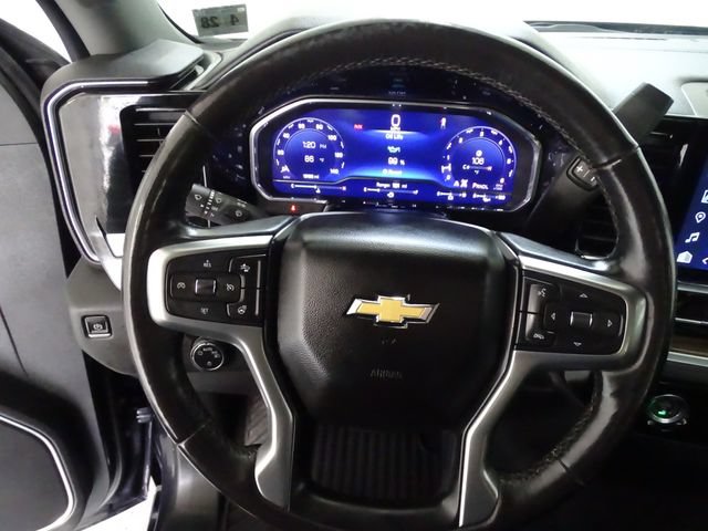 Certified 2022 Chevrolet Silverado 1500 LT w/ Z71 Off-Road Package AWD/4WD image 6