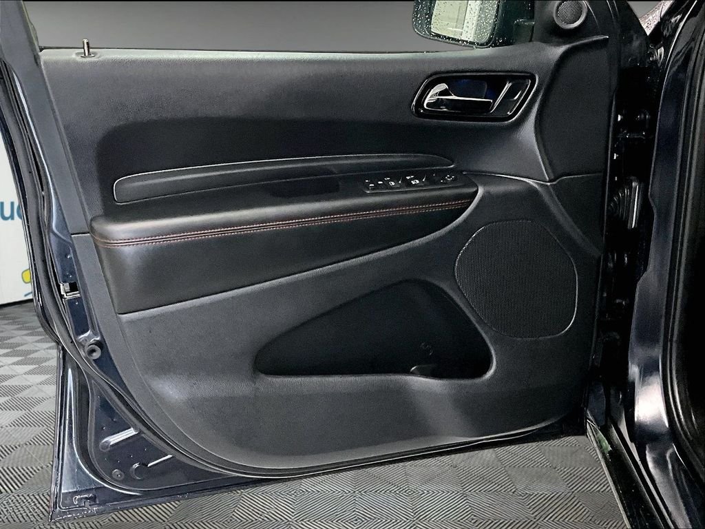Used 2025 Dodge Durango GT AWD/4WD image 9