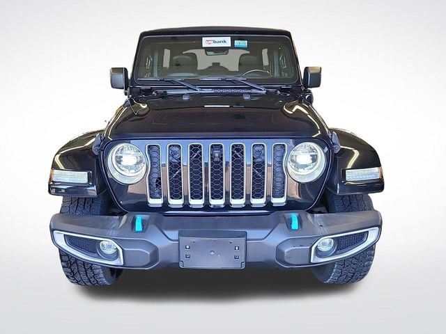 Used 2022 Jeep Wrangler Unlimited Sahara w/ Cold Weather Group AWD/4WD image 7