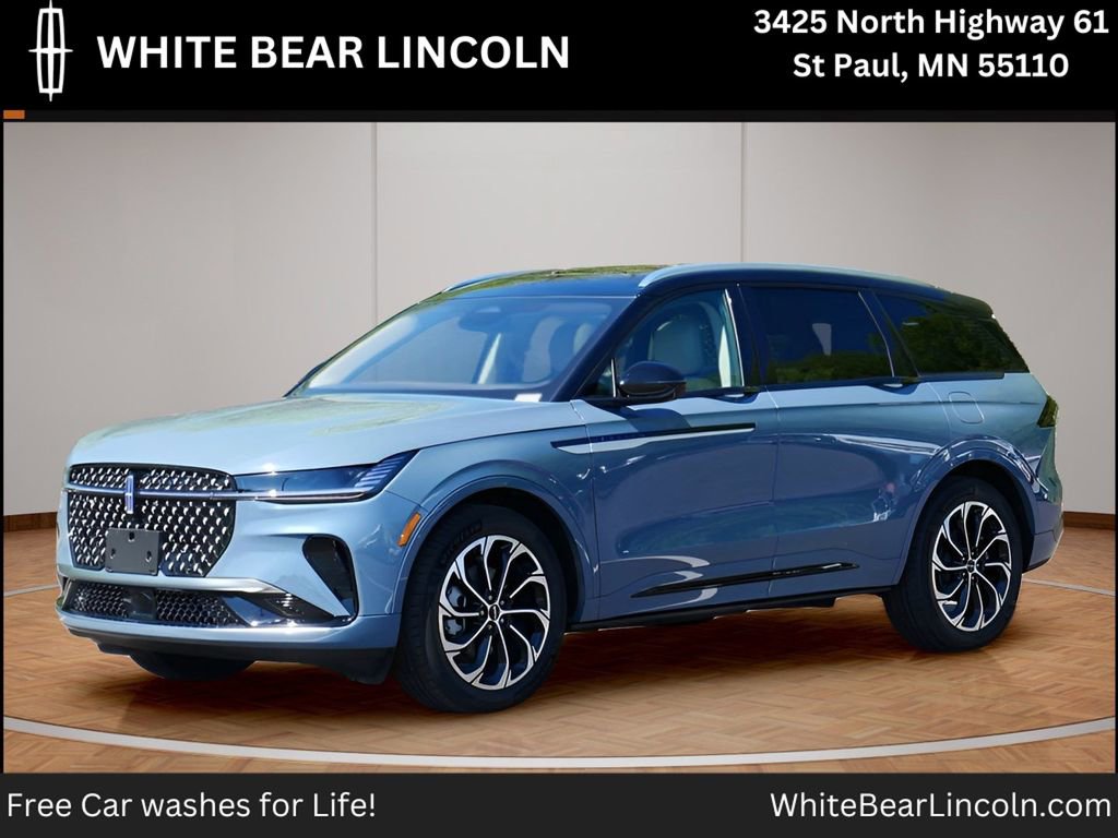 Used 2025 Lincoln Nautilus Reserve AWD/4WD image 1