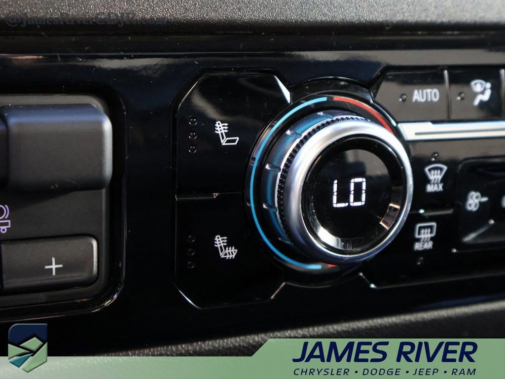 Used 2024 GMC Sierra 2500 SLE w/ SLE Convenience Package image 37