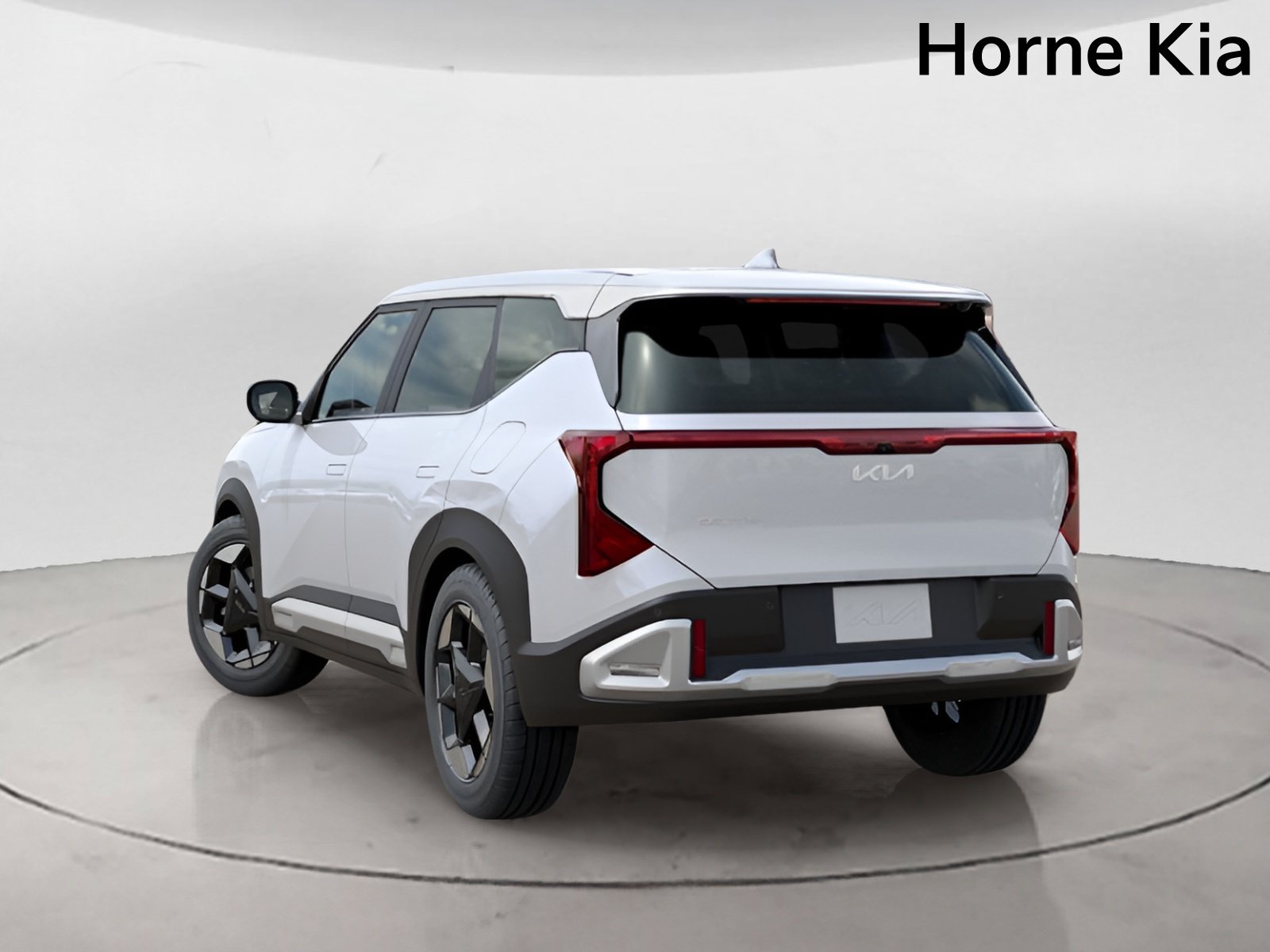 New 2027 Kia Seltos S FWD image 4