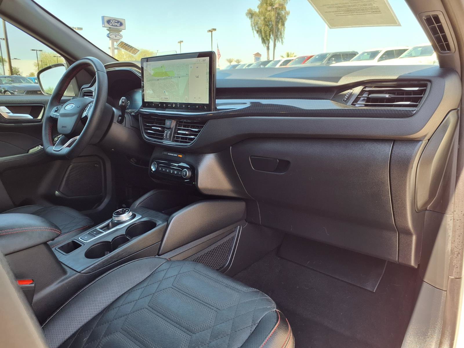 Certified 2023 Ford Escape ST-Line Elite w/ Premium Technology Package AWD/4WD image 10