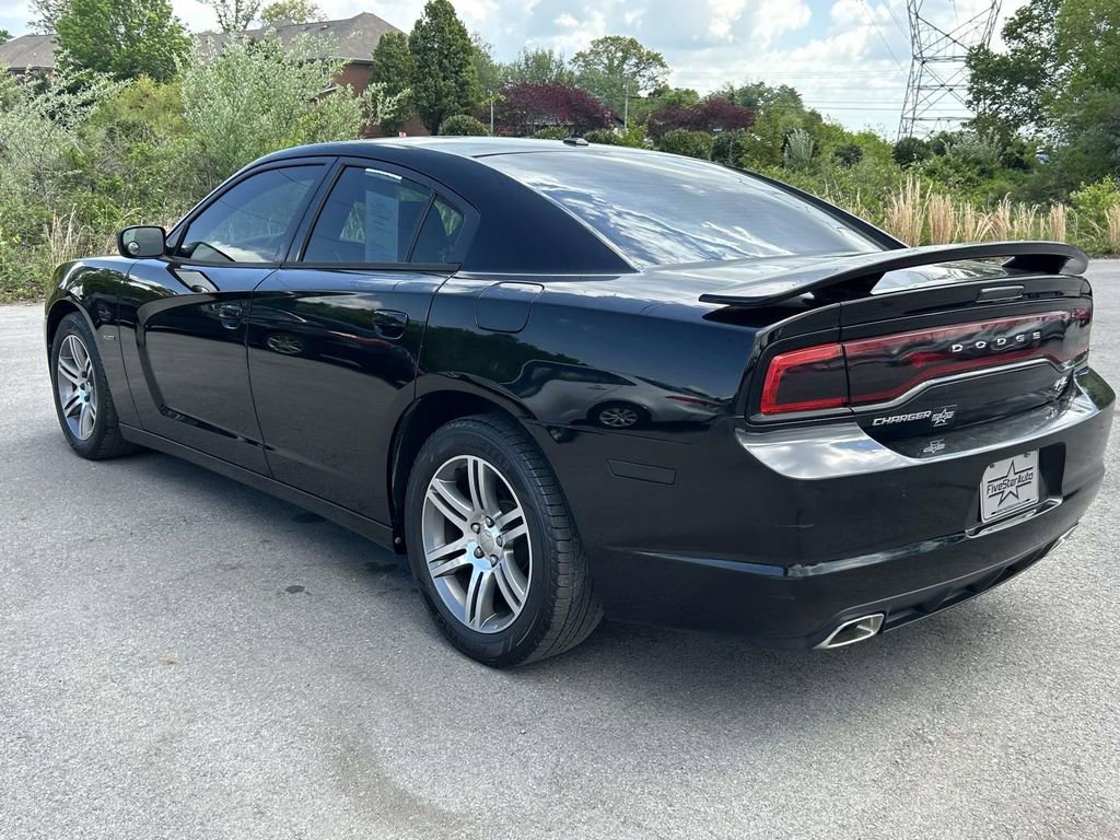 Used 2013 Dodge Charger R/T RWD image 5