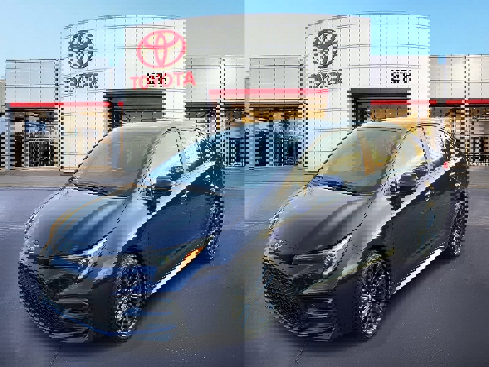 Used 2024 Toyota Corolla SE image 1