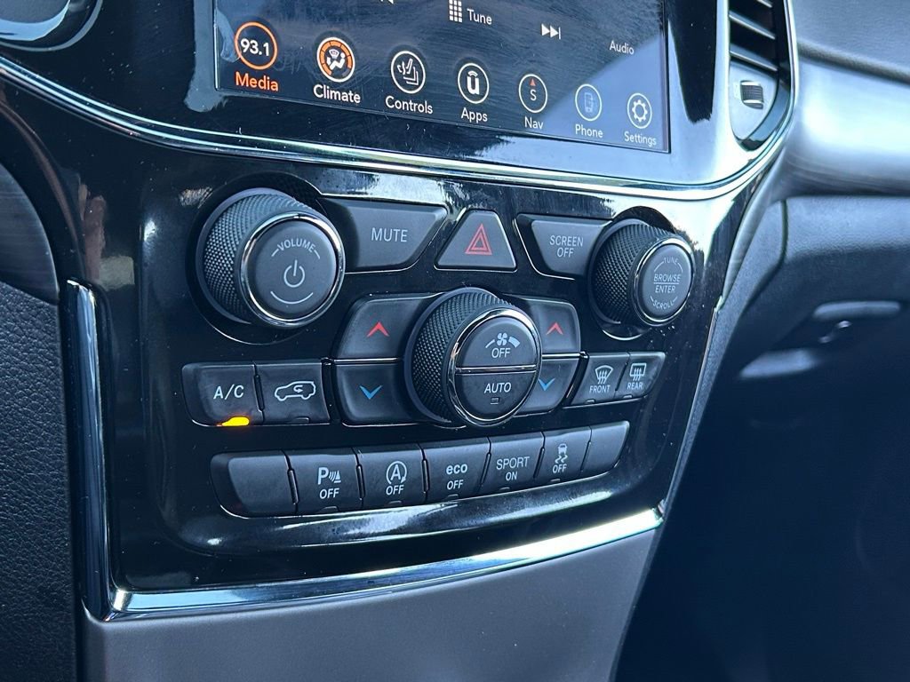 Certified 2021 Jeep Grand Cherokee Laredo X image 50