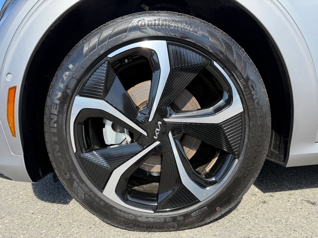 Certified 2023 Kia EV6 GT-Line w/ GT-Line White Seat Package AWD/4WD image 9