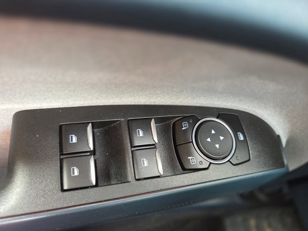 Used 2022 Ford Maverick XLT image 25