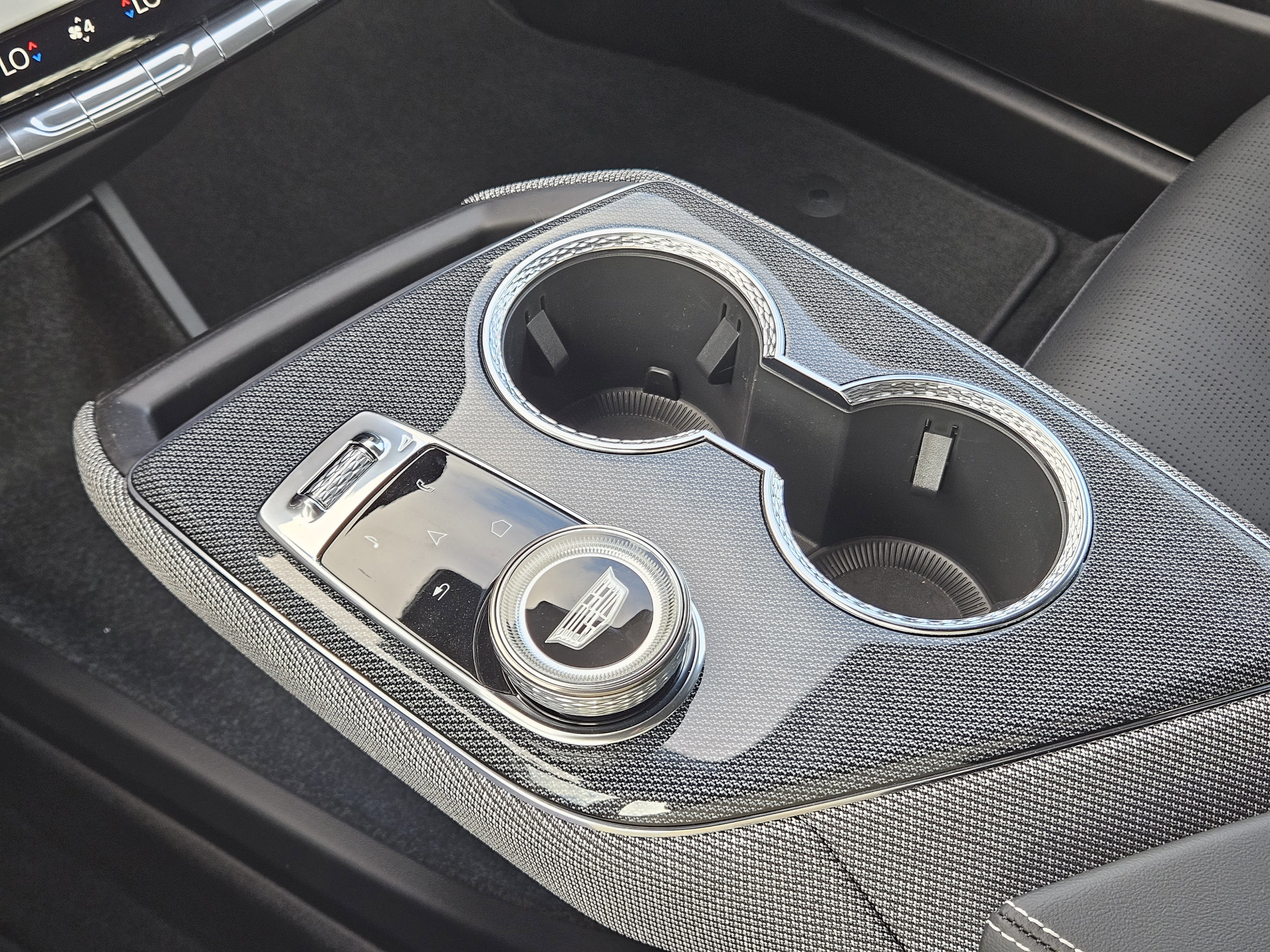 New 2026 Cadillac Optiq Sport 2 image 15