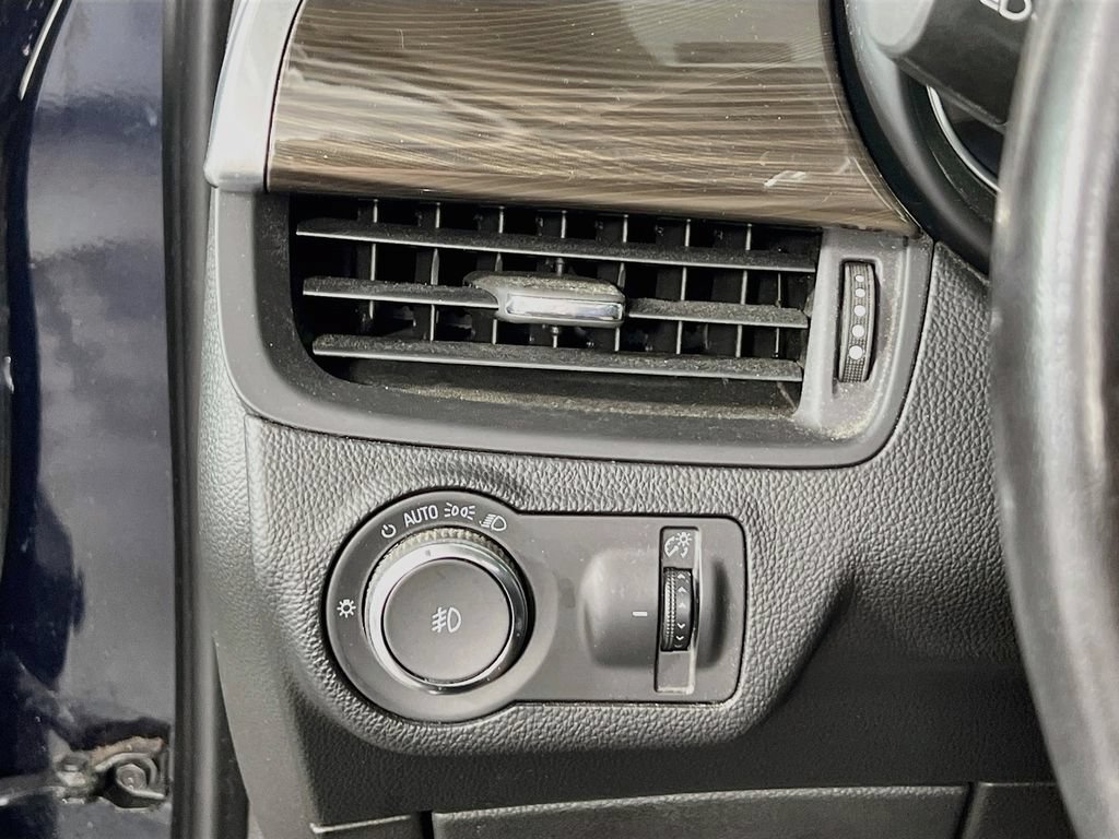 Certified 2020 Buick Envision Premium AWD/4WD image 9