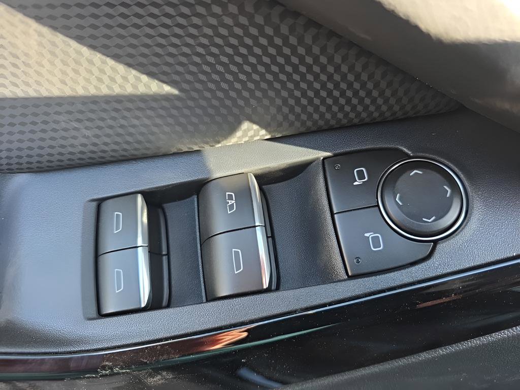 New 2026 Chevrolet Equinox RS w/ Convenience Package III image 23