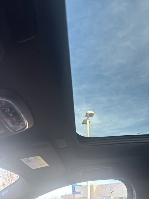 Used 2017 Volvo XC90 T6 Inscription w/ Vision Package image 23