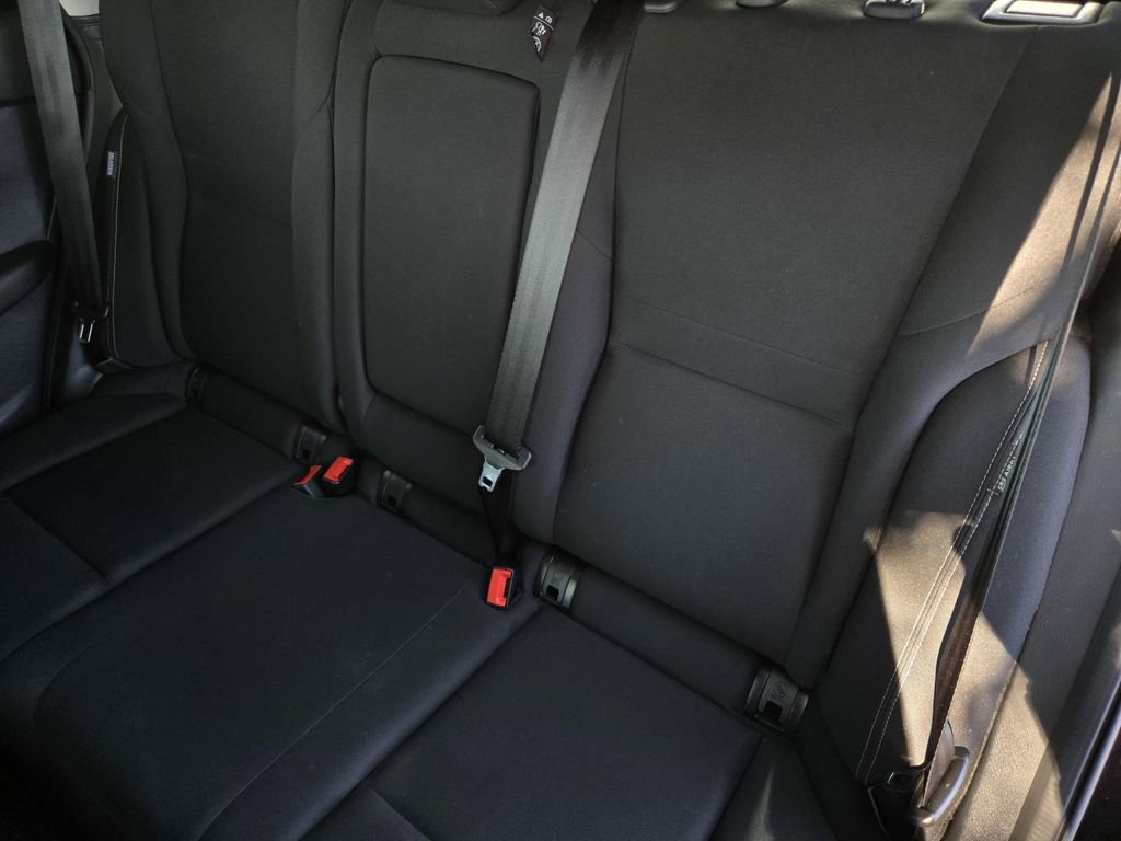 Used 2025 Nissan Rogue S image 12