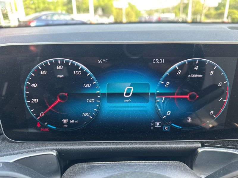 Used 2020 Mercedes-Benz GLB 250 image 21