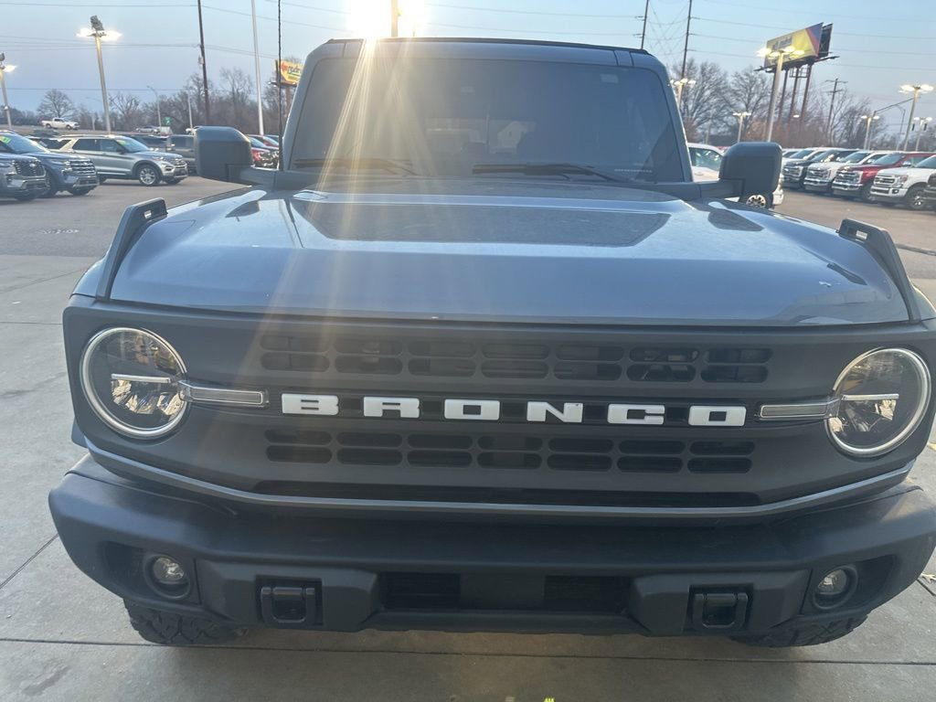 Used 2024 Ford Bronco Black Diamond image 4