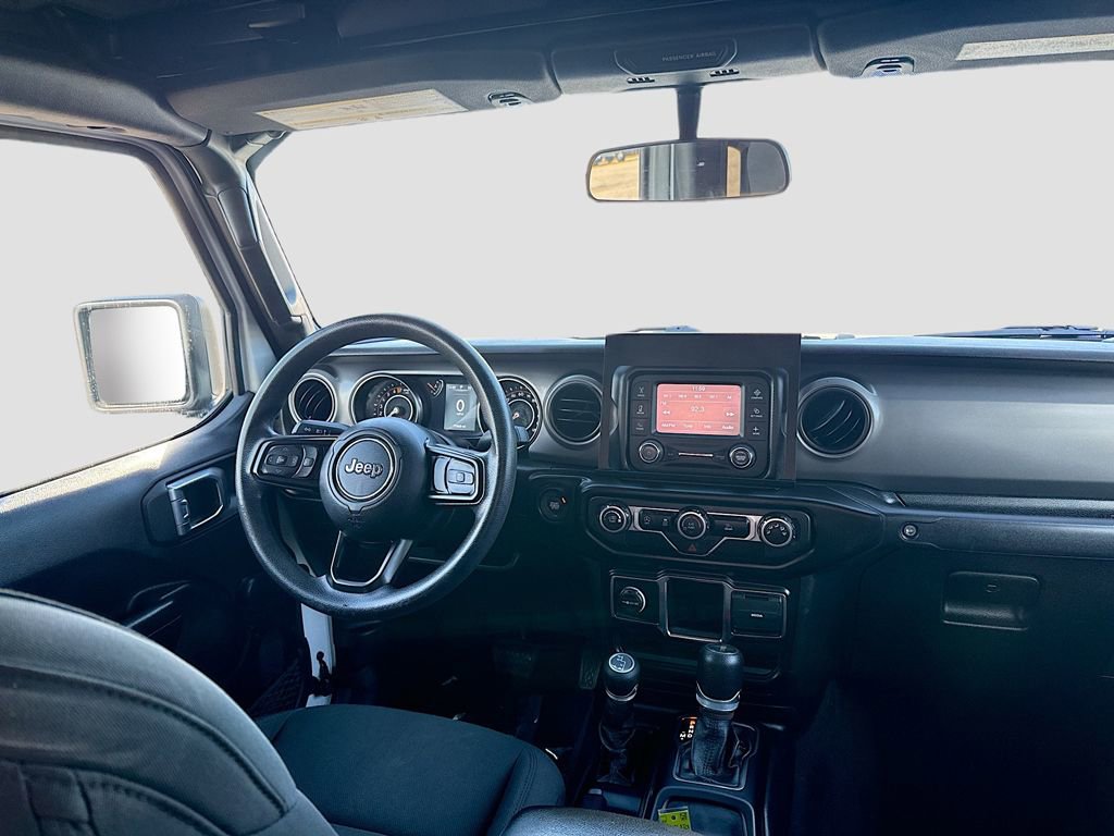 Used 2021 Jeep Gladiator Sport image 17