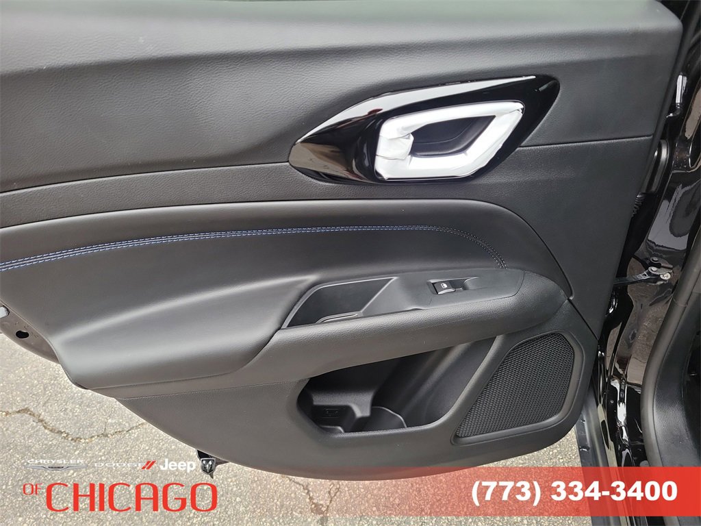 New 2026 Jeep Compass Latitude image 8